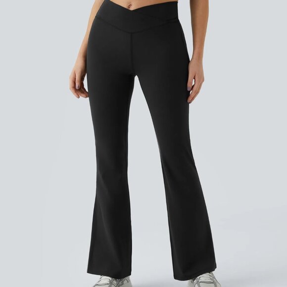 Halara High Waisted Crossover‎ Flare Yoga Leggings in Black (Petite) XL NWT - Picture 1 of 9